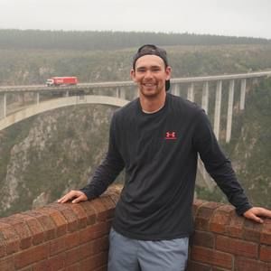 Meet your Posher, Dylan